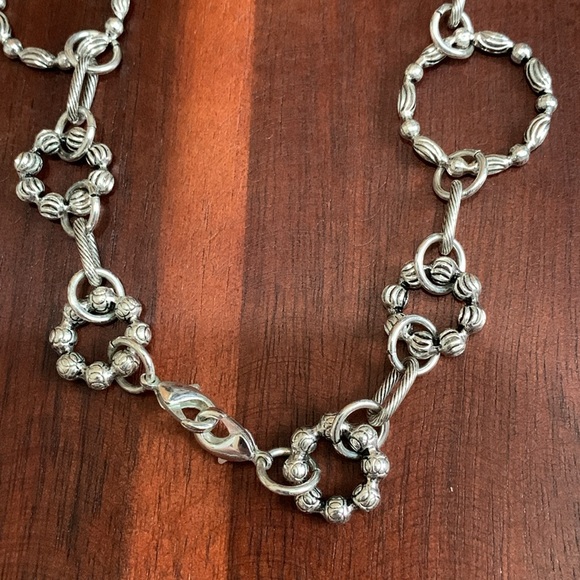 Silver tone necklace - Picture 5 of 5